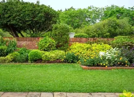 landscaping services New London